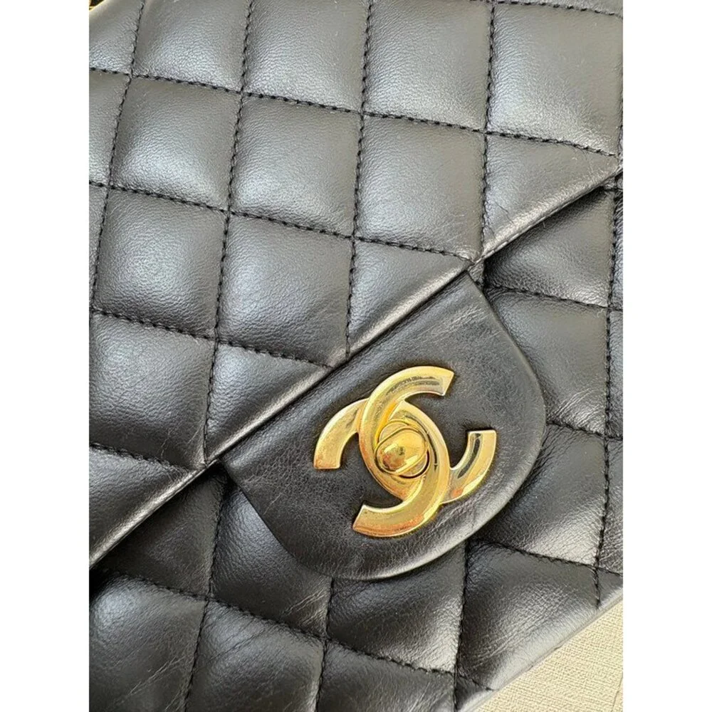 CHANEL Black Lambskin Classic Flap Medium GHW